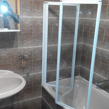 Zum Nibelungenbauer *