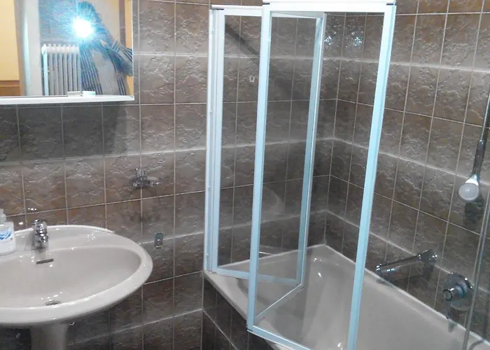 Zum Nibelungenbauer *